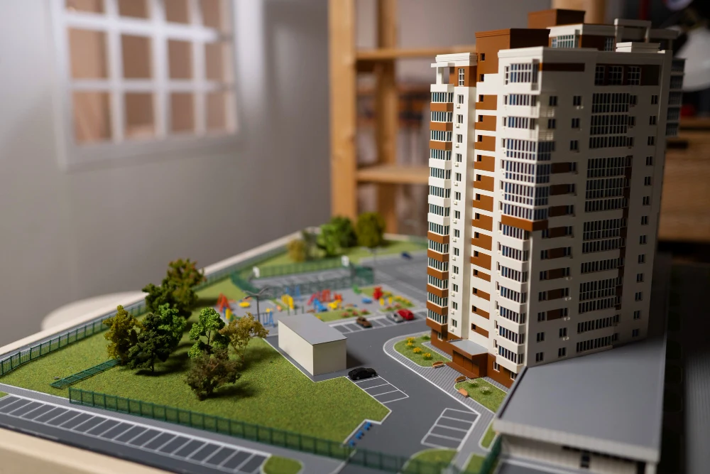Services 1 Residential & Commercial Sales and Leasing